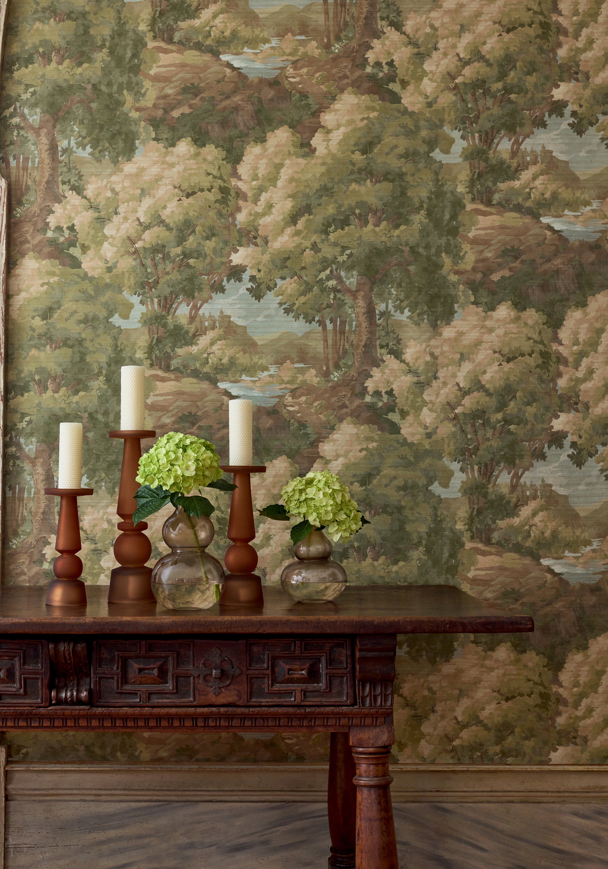 Thibaut Boxwood Woodland Clearing Behang T10546 - sfeerbeeld