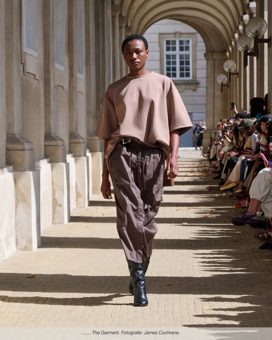 CALACATTA ROSEWOOD NO. 1012