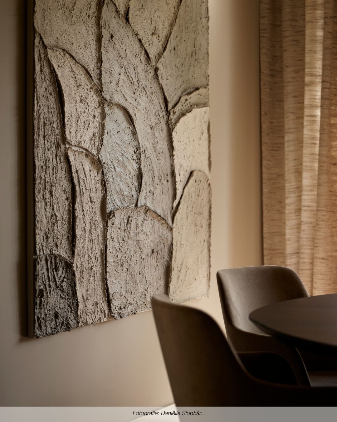 CALACATTA ROSEWOOD NO. 1012