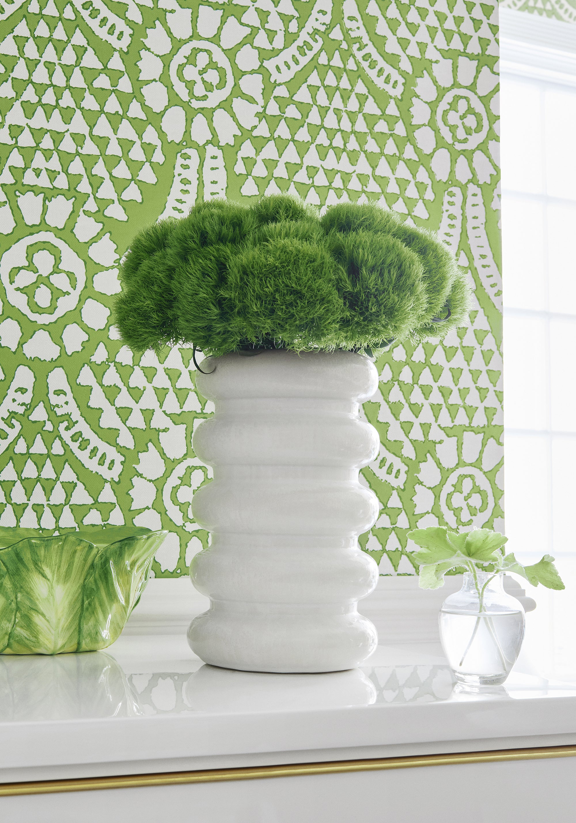 Thibaut Canopy Chamomile Behang T14318 - sfeerbeeld