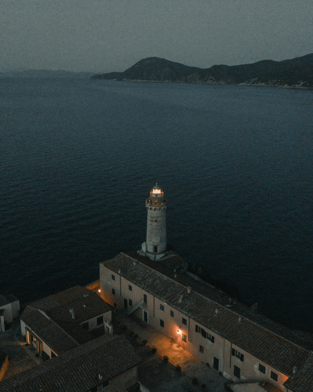 GRACIOUS BLUE NR. 792