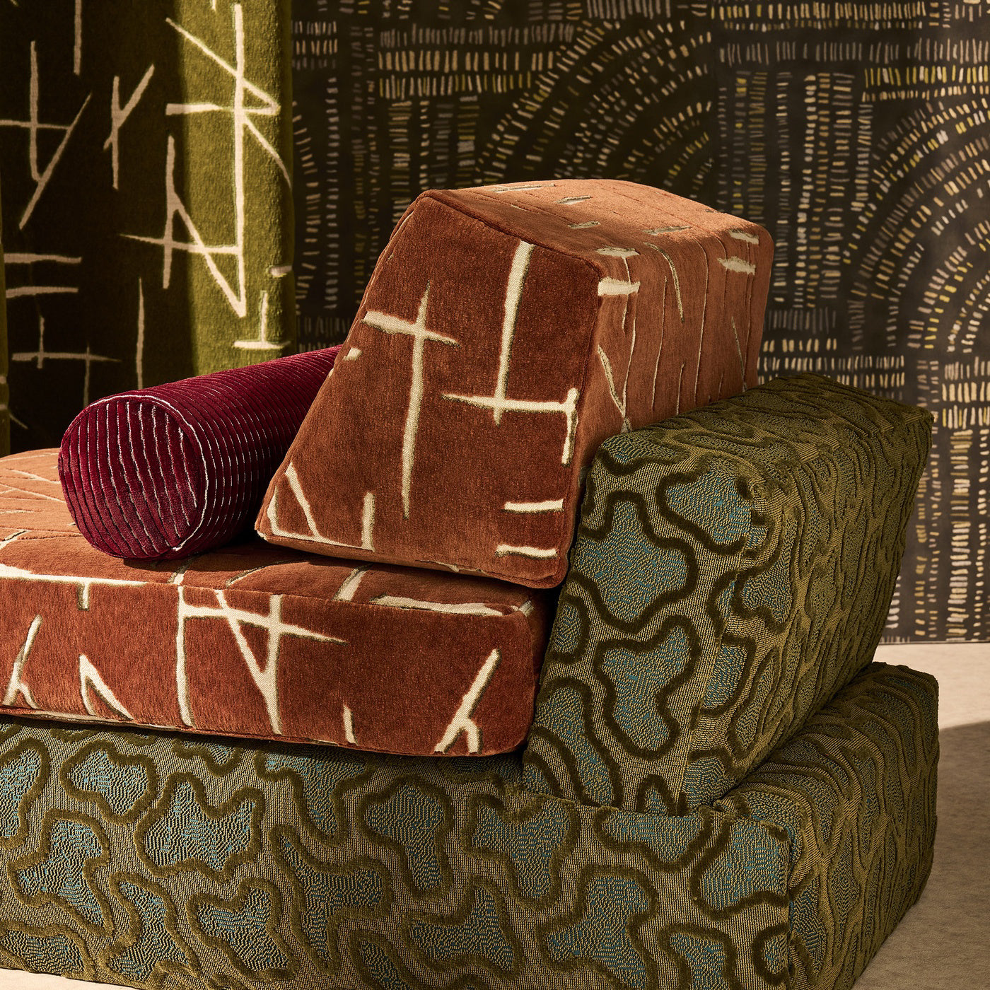 Harlequin Frescoes Behang 113291 — LAB COLOUR THE WORLD