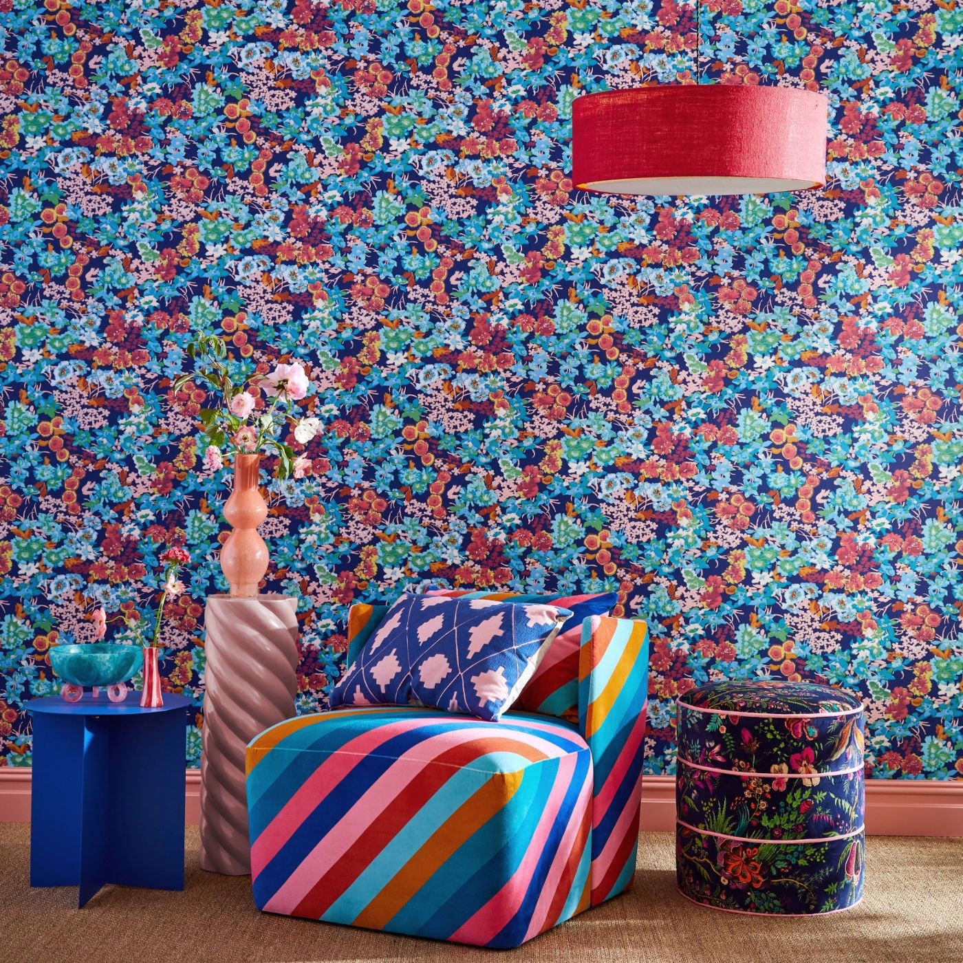 Harlequin Wildflower Meadow Behang 113049 — LAB COLOUR THE WORLD