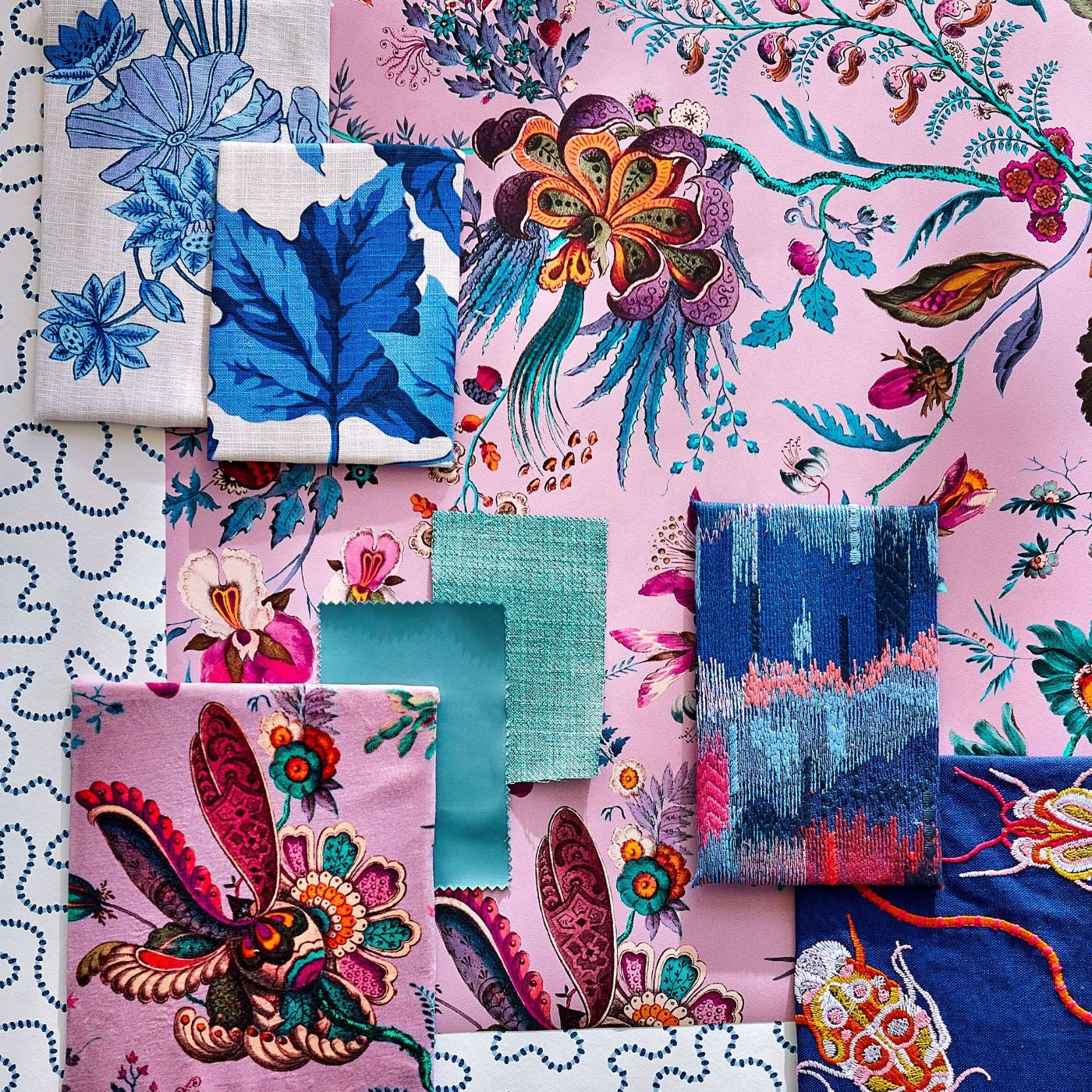 Harlequin Wonderland Floral Wide Width Behang 113066 — LAB COLOUR THE WORLD
