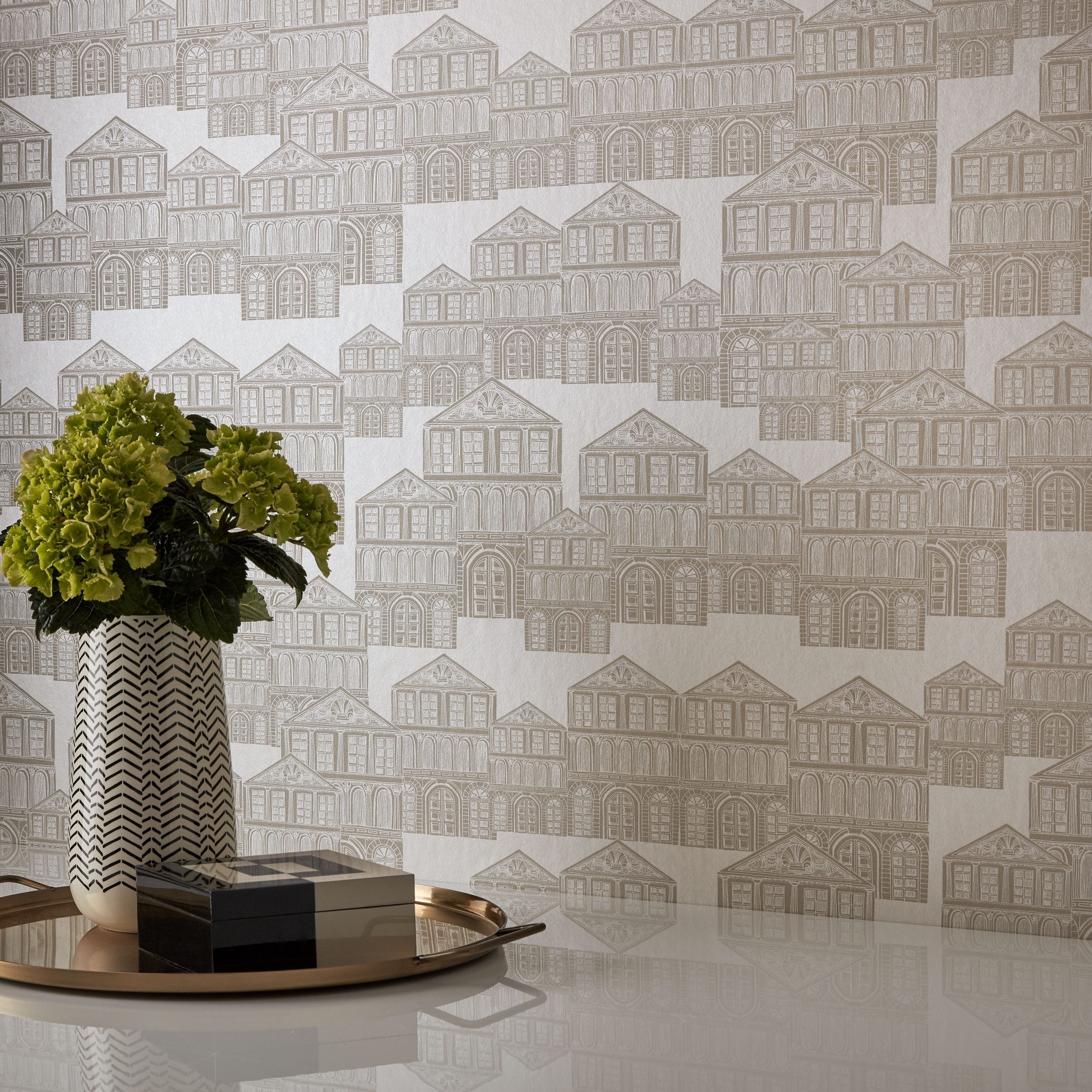1838 Wallcoverings Maison Behang 1907-137-01 - Ivory Cream