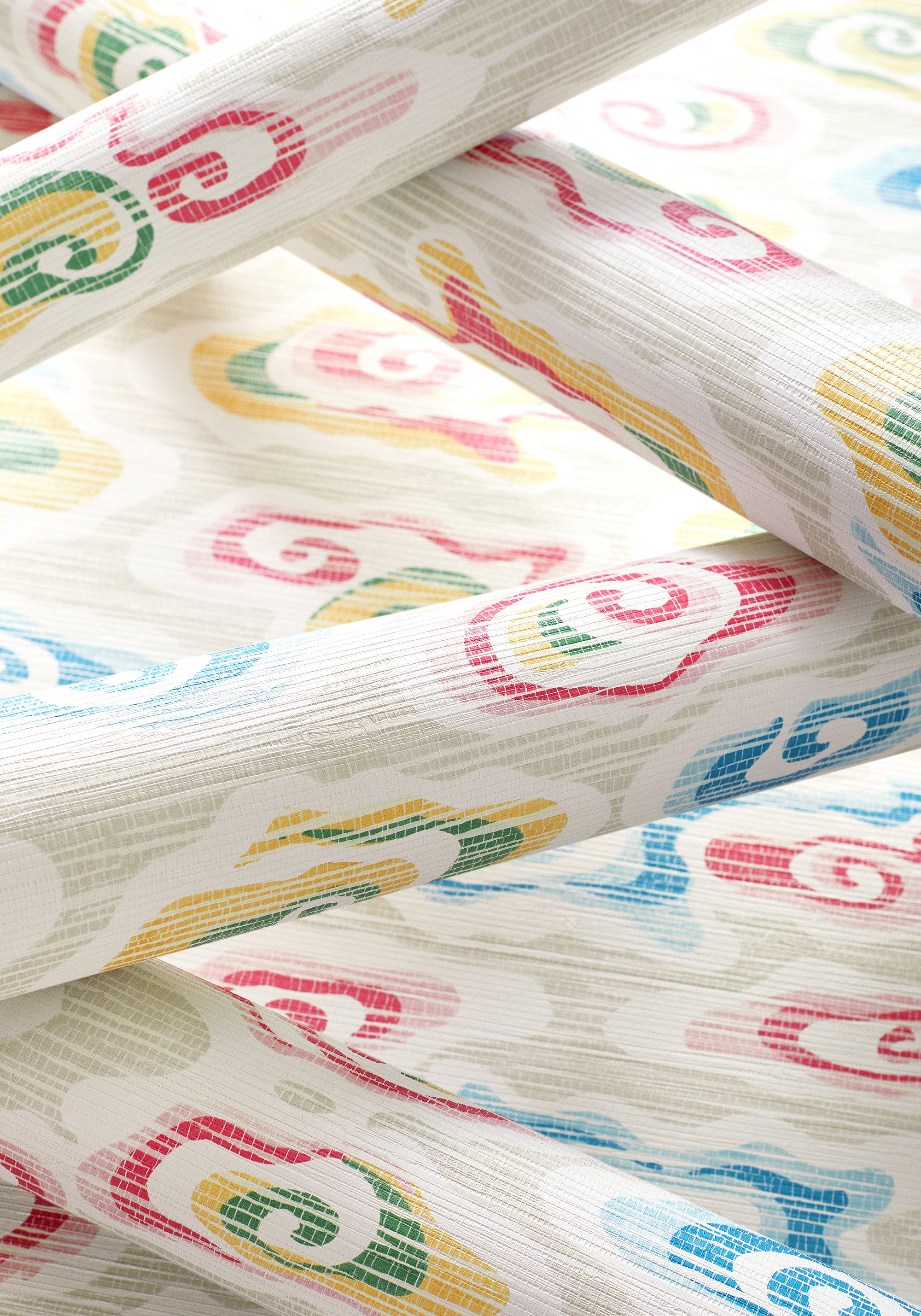 Thibaut Pavilion Clear Clouds Behang T13319 - sfeerbeeld