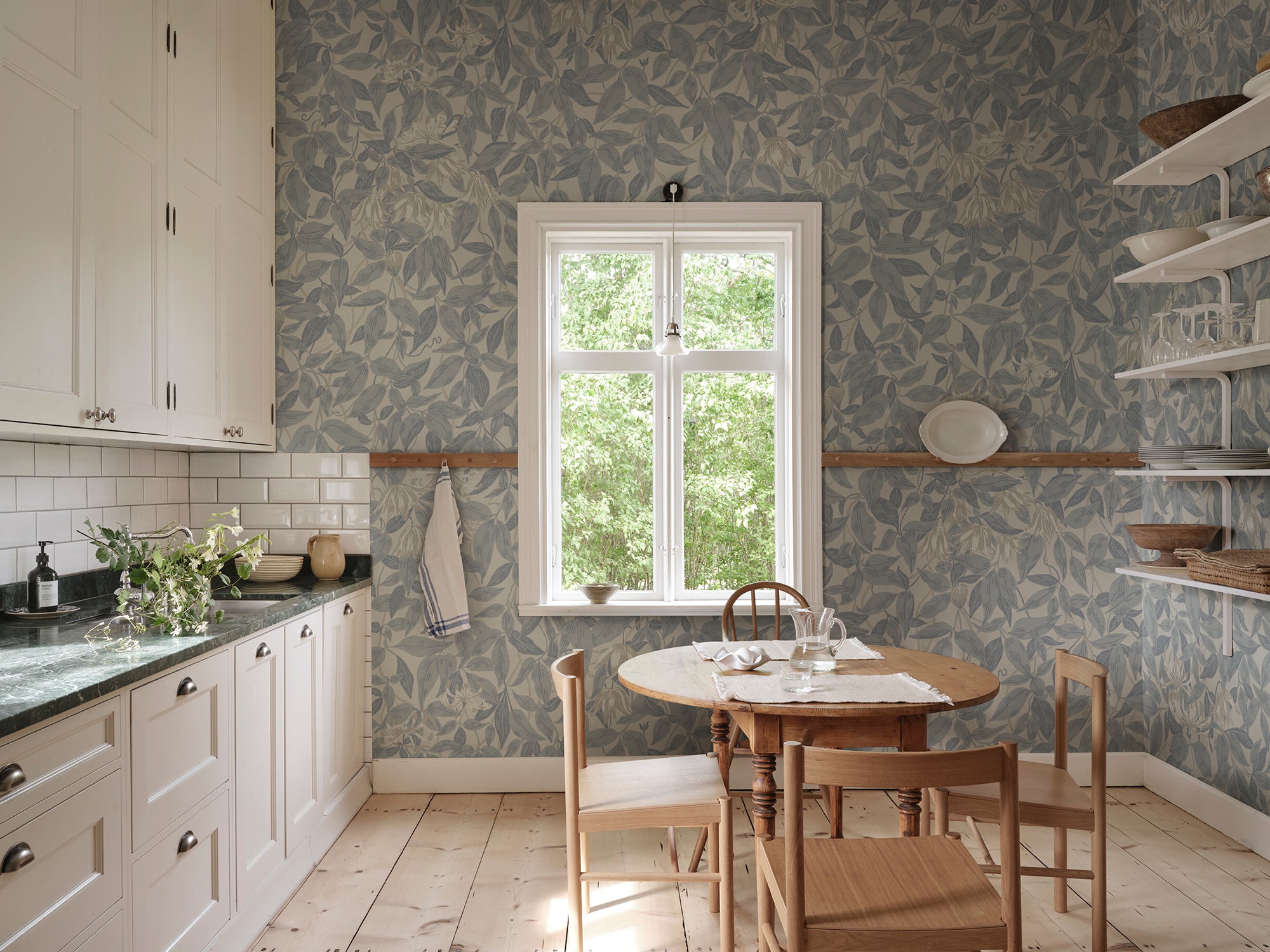Sandberg Linnea Mural Behang S10719 - Misty Blue