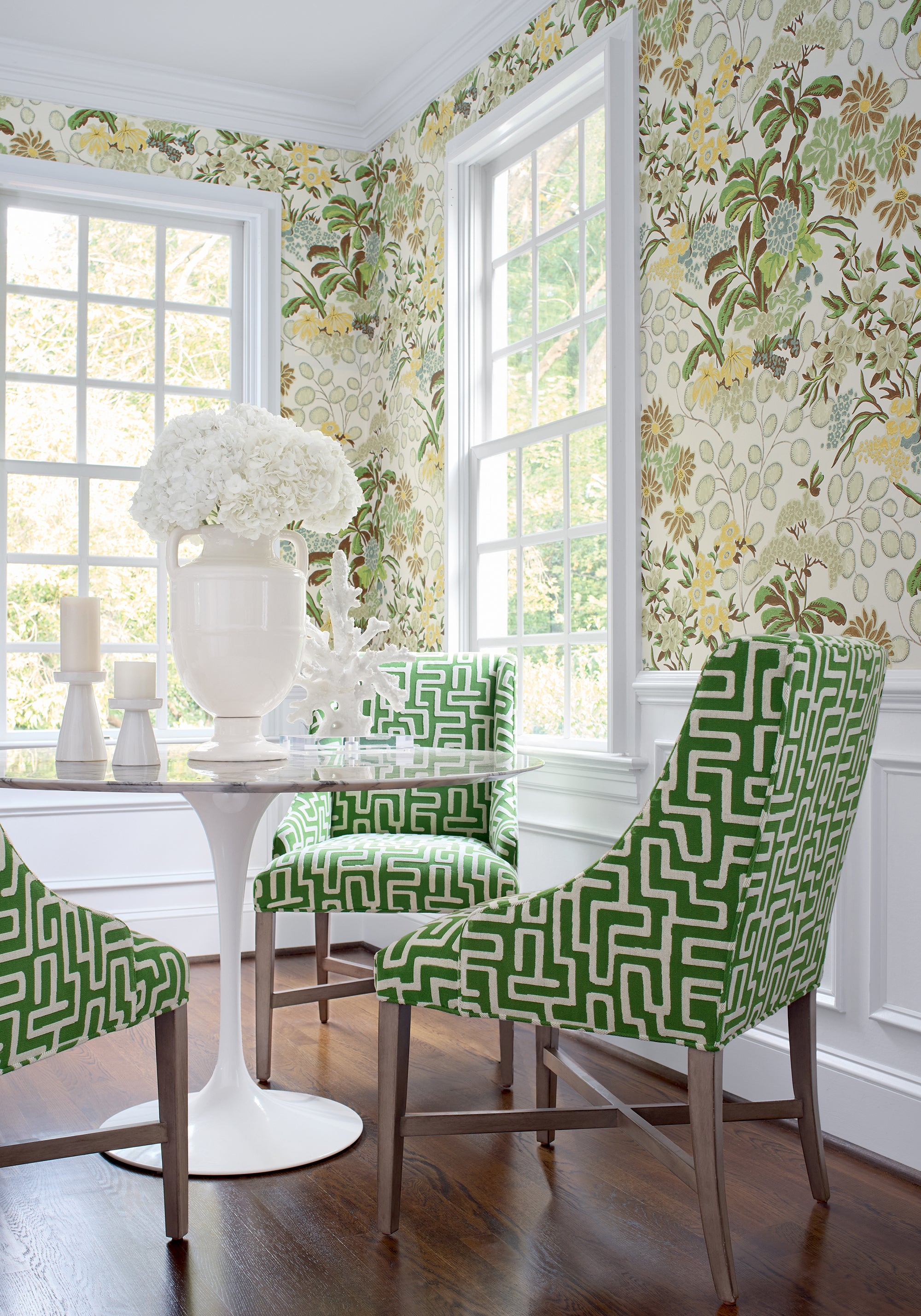 Thibaut Sojourn Meadow Behang T42035 - sfeerbeeld