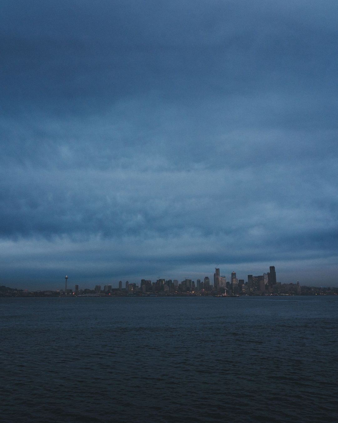 SPARKLING SAPPHIRE NO. 810