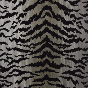 Thibaut Tiger Flock Behang T83065 - Black on Metallic Silver
