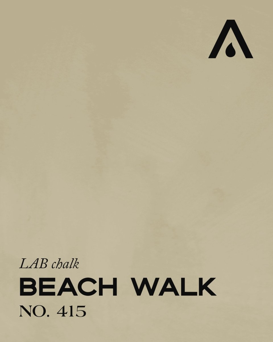 BEACH WALK NO. 415 - LAB COLOUR THE WORLD