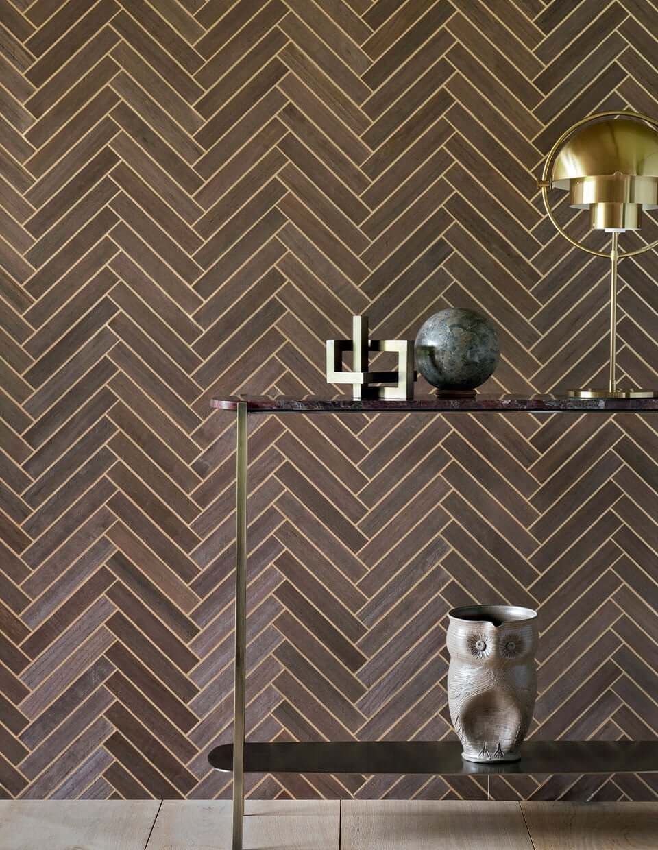 CMO Paris Bois Chevron Behang WBO 02 - Gris Or