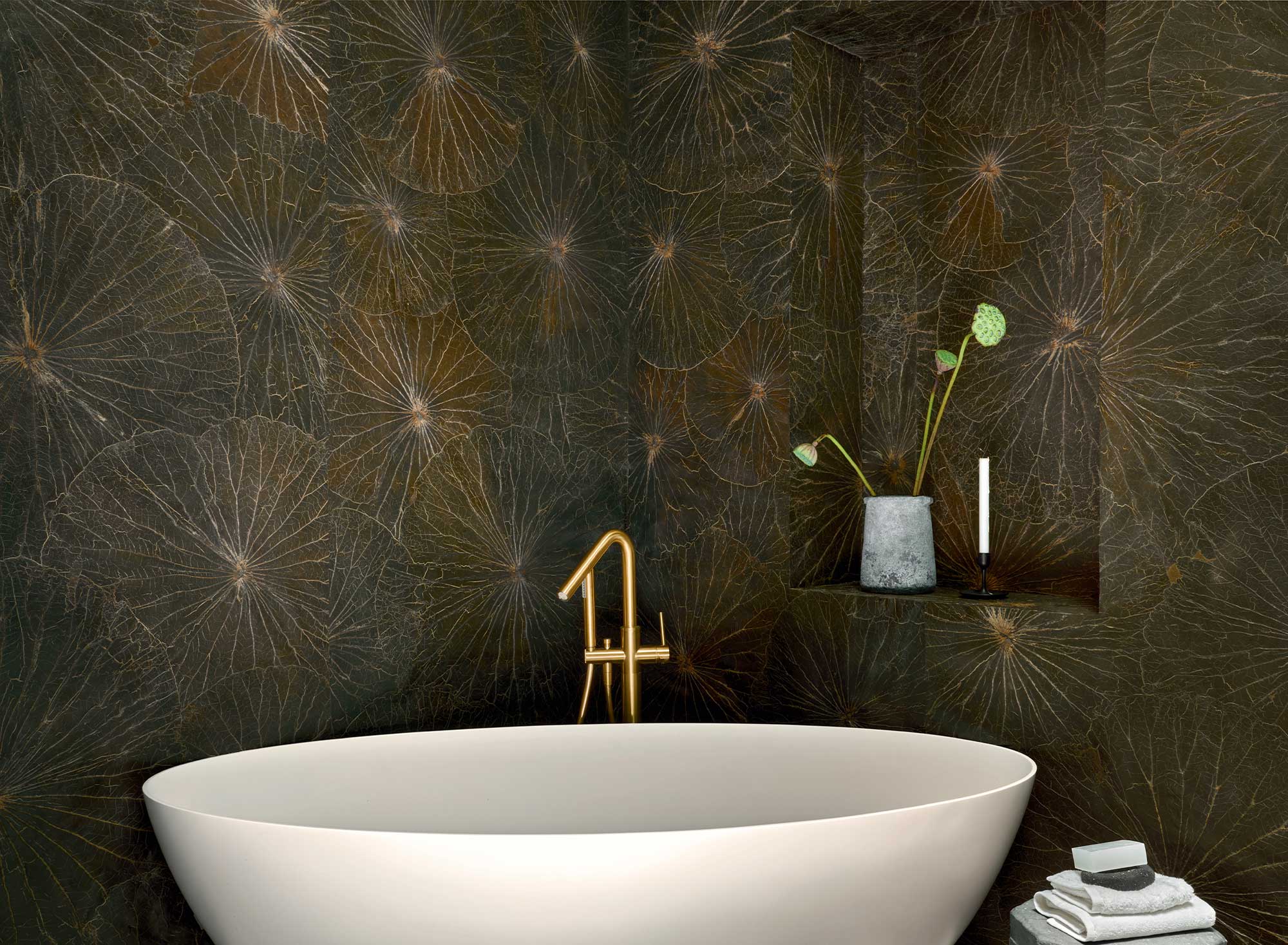 CMO Paris Nénuphar Sauvage Behang WNE 02 - noir