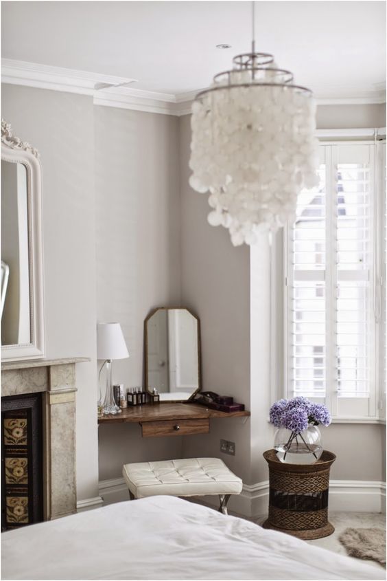 Cornforth White no. 228 - LAB COLOUR THE WORLD
