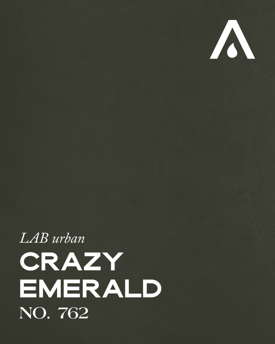 CRAZY EMERALD NO. 762 - LAB COLOUR THE WORLD