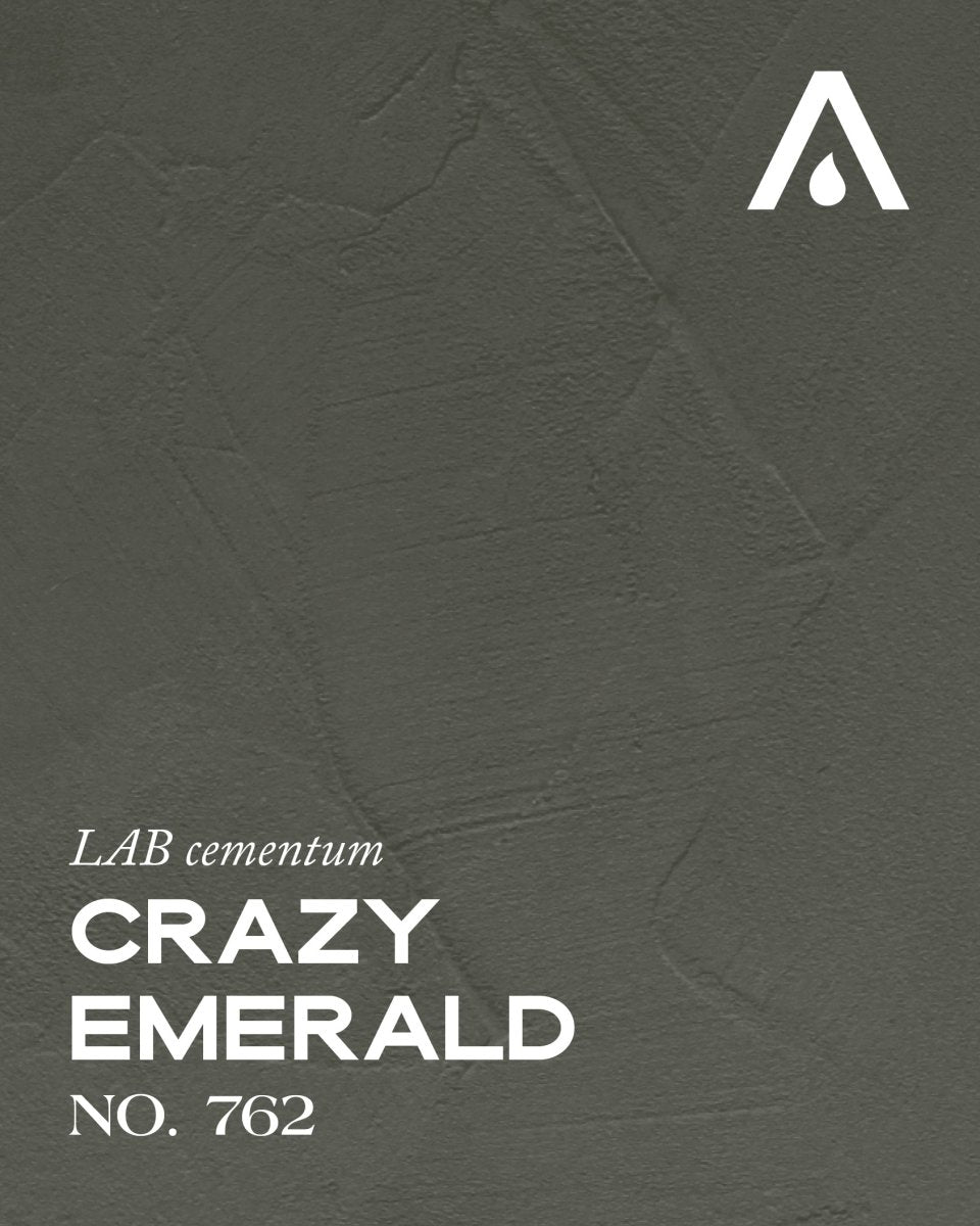 CRAZY EMERALD NO. 762 - LAB COLOUR THE WORLD