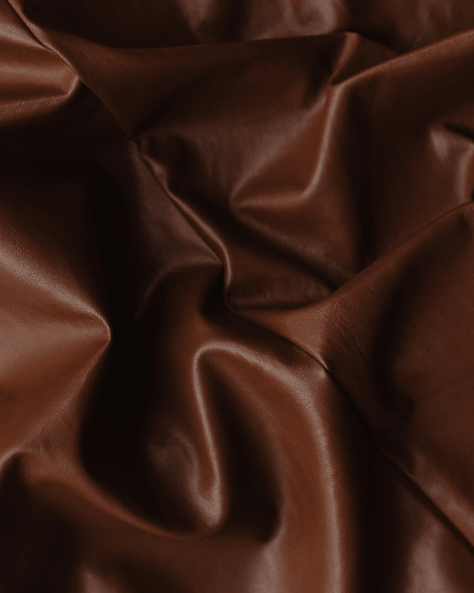 CRUSHED CLOVES NO. 53 - LAB COLOUR THE WORLD