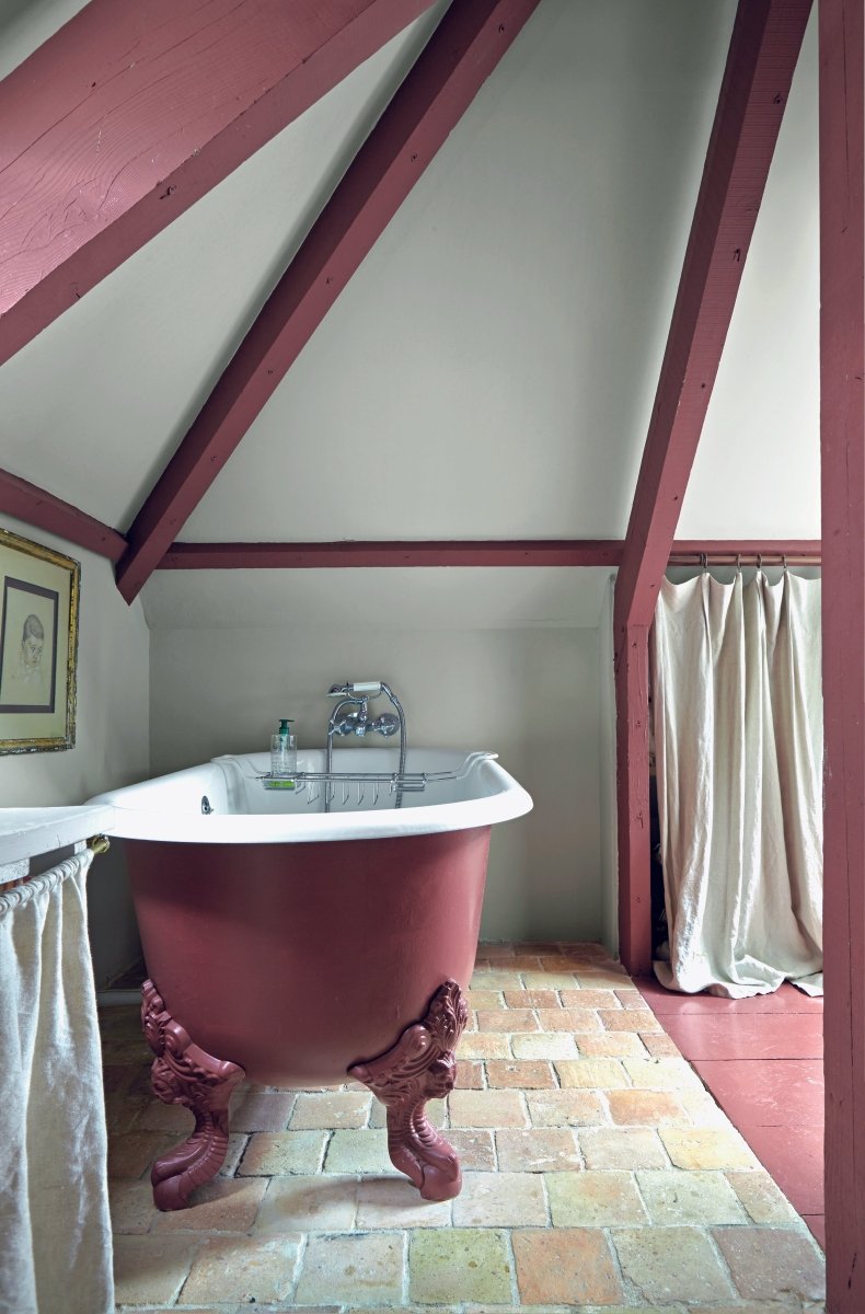 Eating Room Red no. 43 - LAB COLOUR THE WORLD