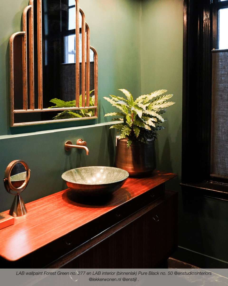 FOREST GREEN NO. 277 - LAB COLOUR THE WORLD