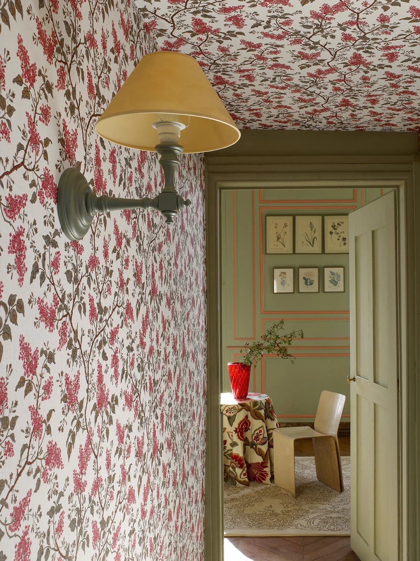 Braquenié Les lilas Behang BP354002 - LAB COLOUR THE WORLD
