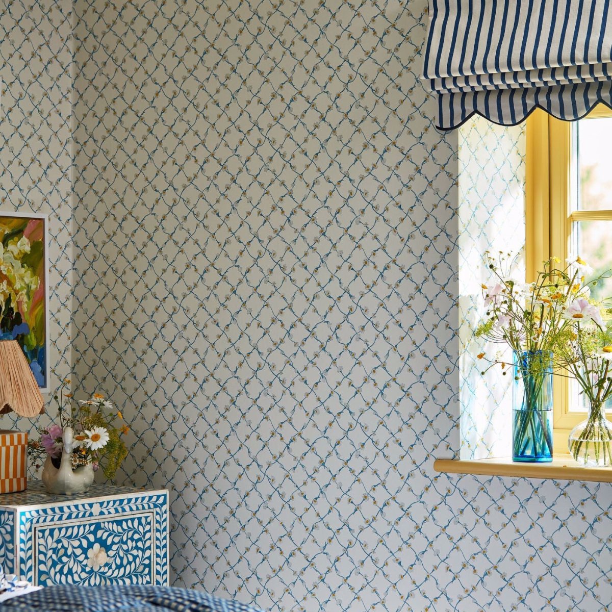 Harlequin Daisy Trellis Behang 113043 - LAB COLOUR THE WORLD