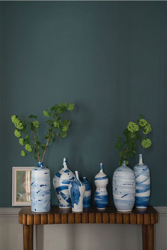 Inchyra Blue no. 289 - LAB COLOUR THE WORLD