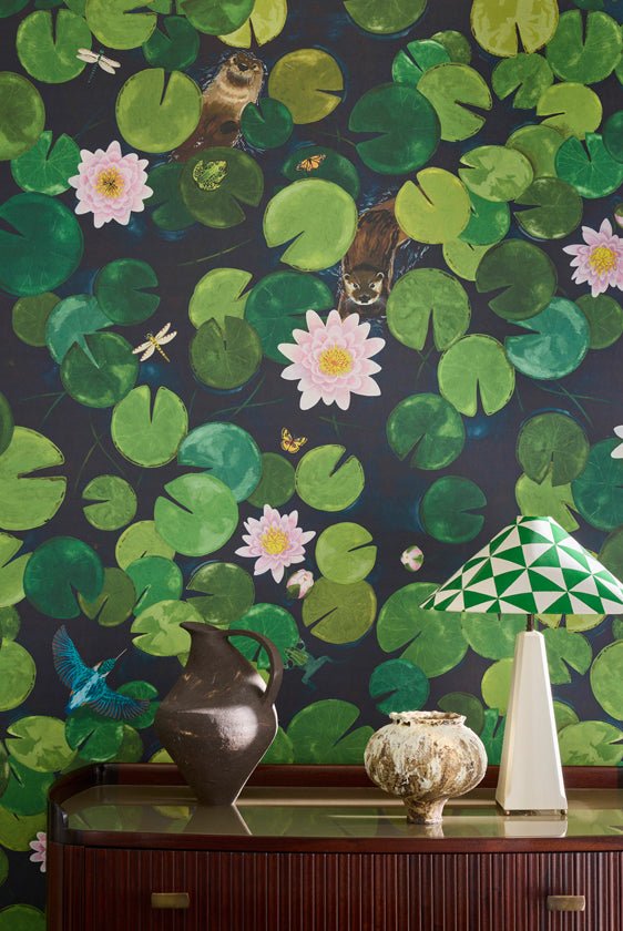 Little Greene Lily Pads Behang 0234LPHOPPE - LAB COLOUR THE WORLD