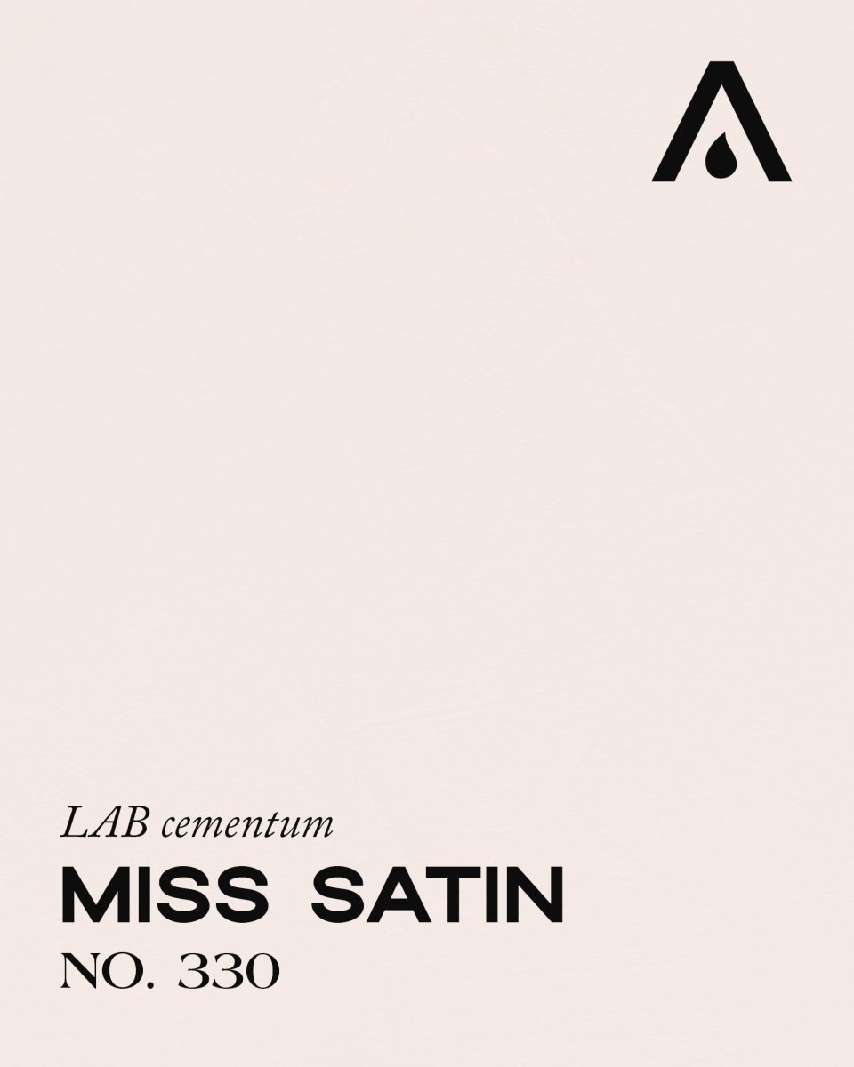 MISS SATIN NO. 330 - LAB COLOUR THE WORLD