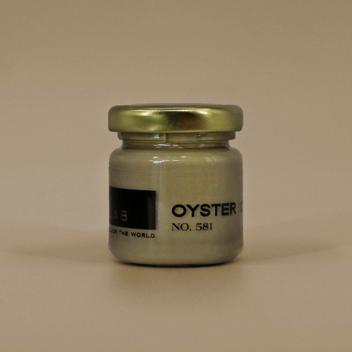 OYSTER CRUSH NO. 581 - LAB COLOUR THE WORLD
