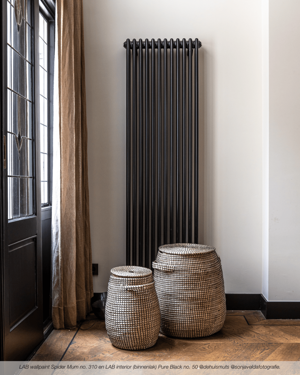 PURE BLACK NO. 50 - LAB COLOUR THE WORLD