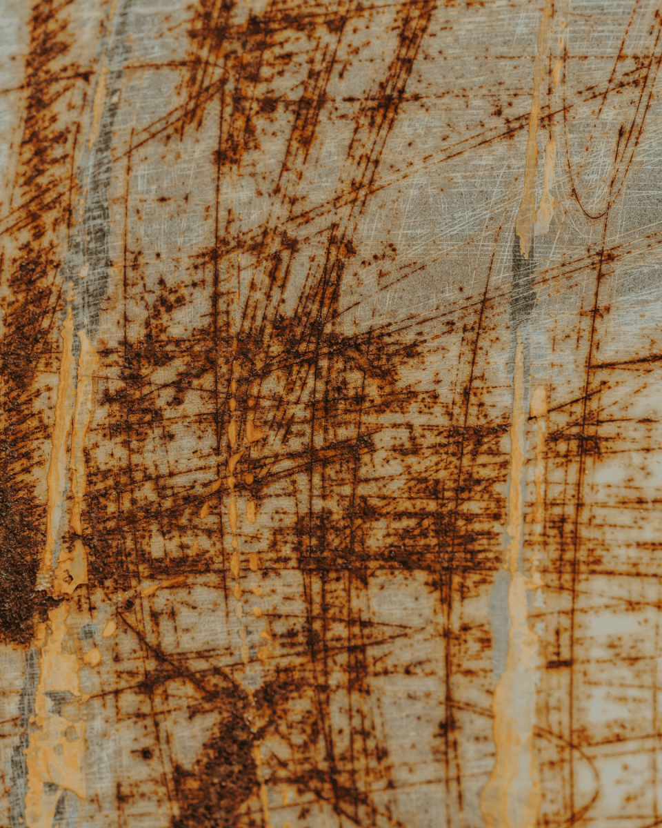 RUSTY REBEL NO. 129 - LAB COLOUR THE WORLD