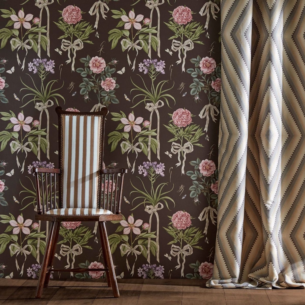 Sanderson Cupid's Beau Behang 217312 - LAB COLOUR THE WORLD