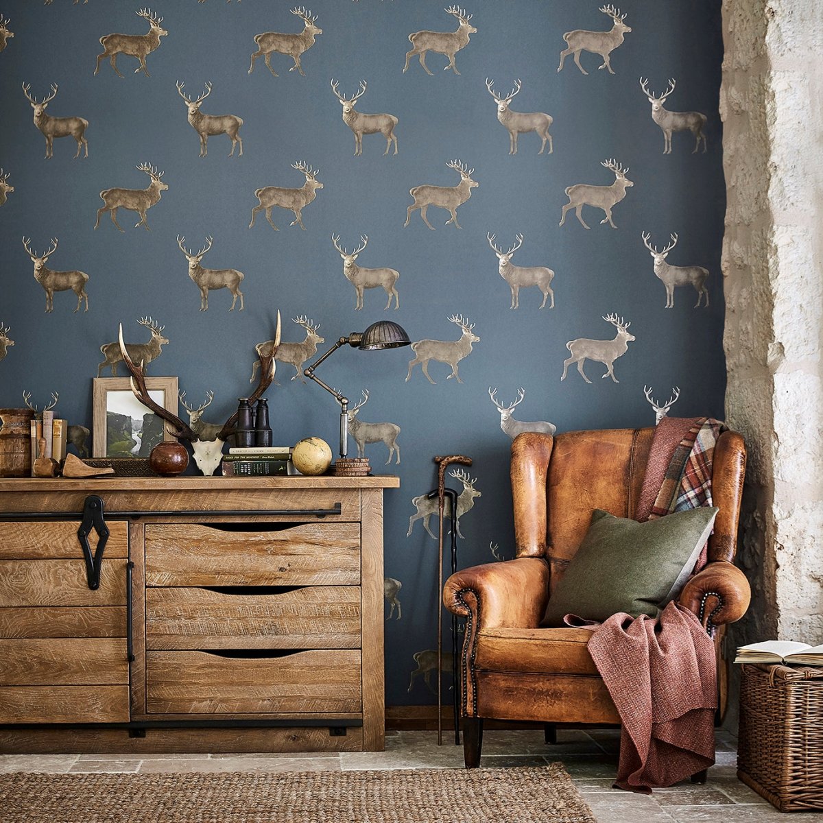 Sanderson Evesham Deer Behang 216619 - LAB COLOUR THE WORLD