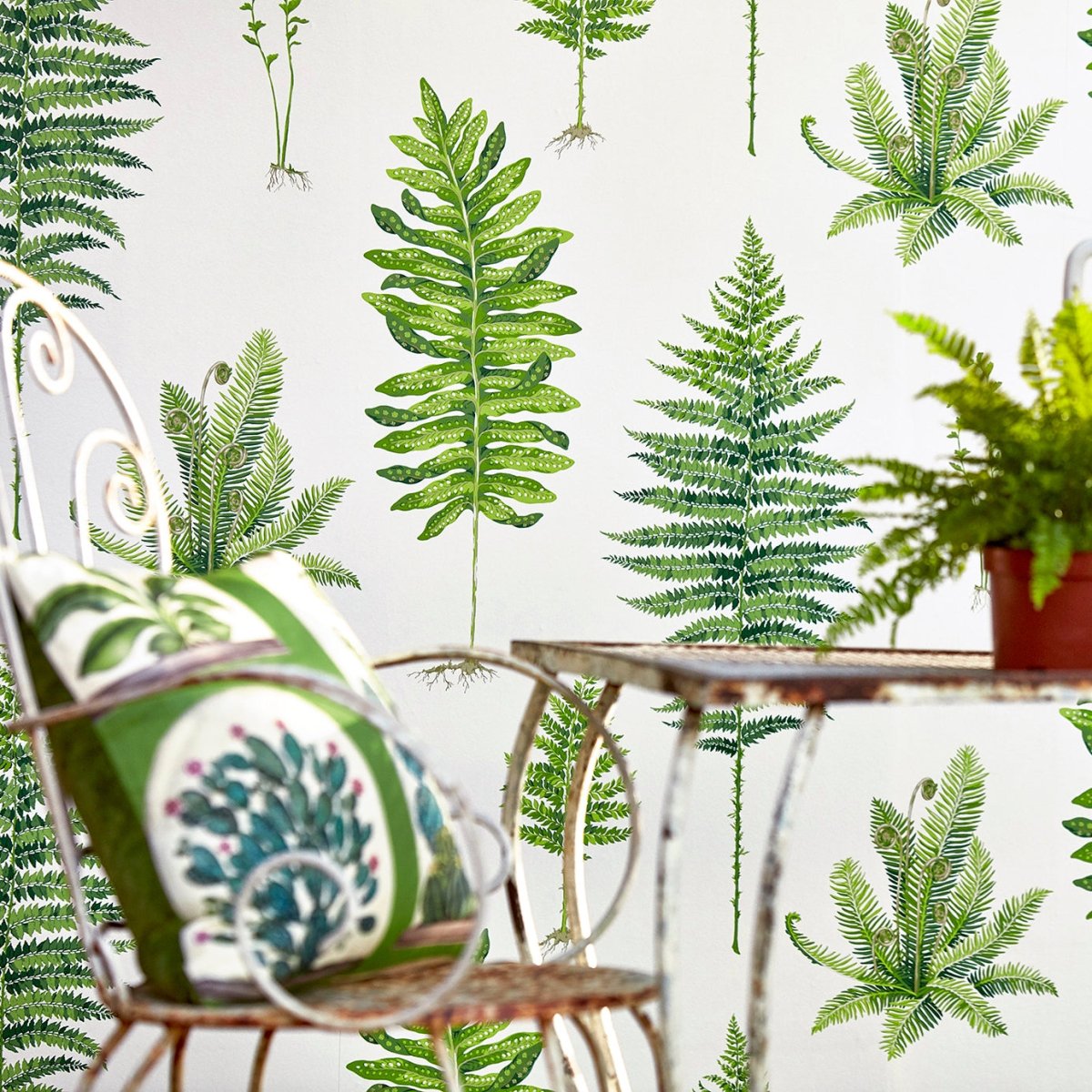 Sanderson Fernery Behang 216634 - LAB COLOUR THE WORLD