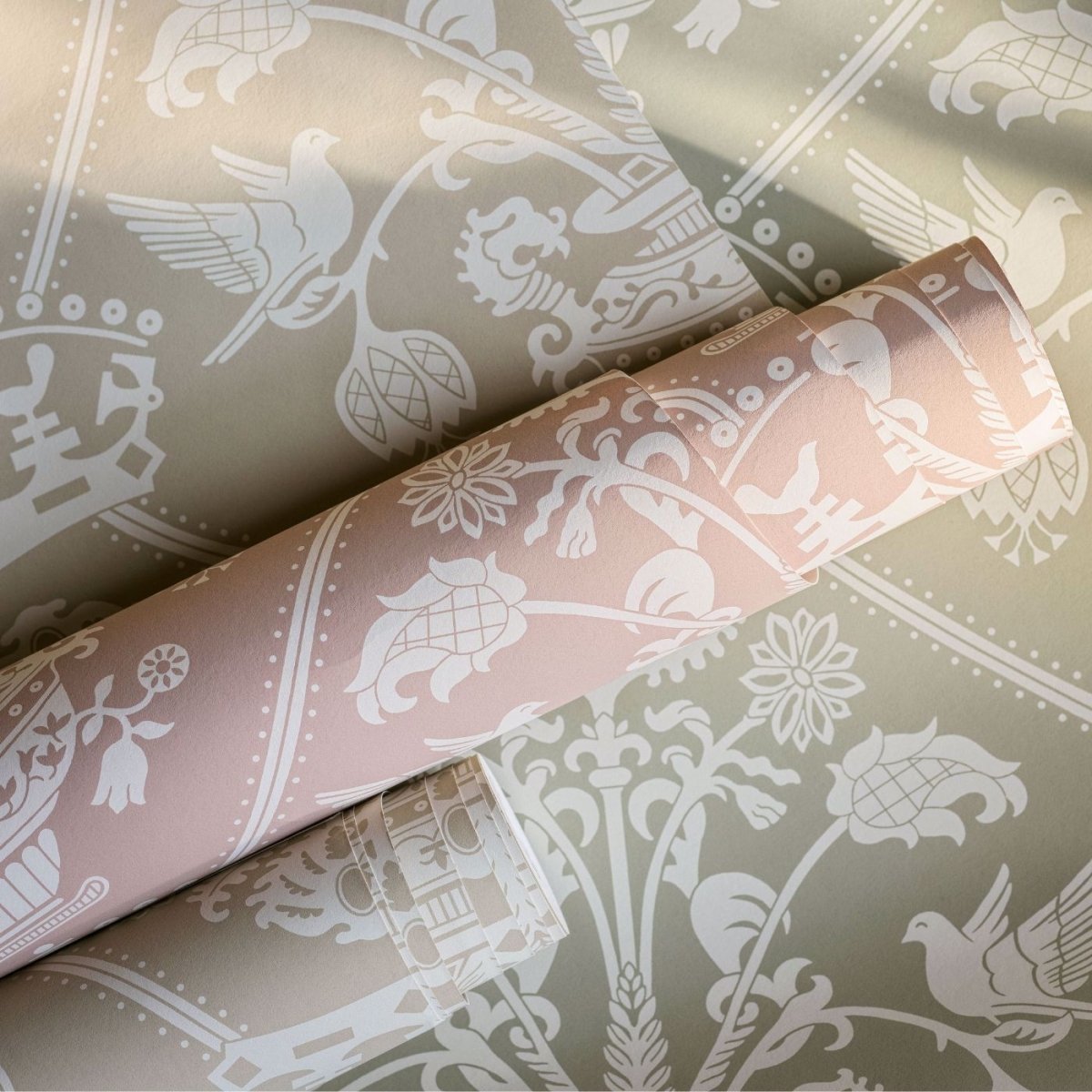 Sanderson Highgrove Damask Behang 217503 - LAB COLOUR THE WORLD
