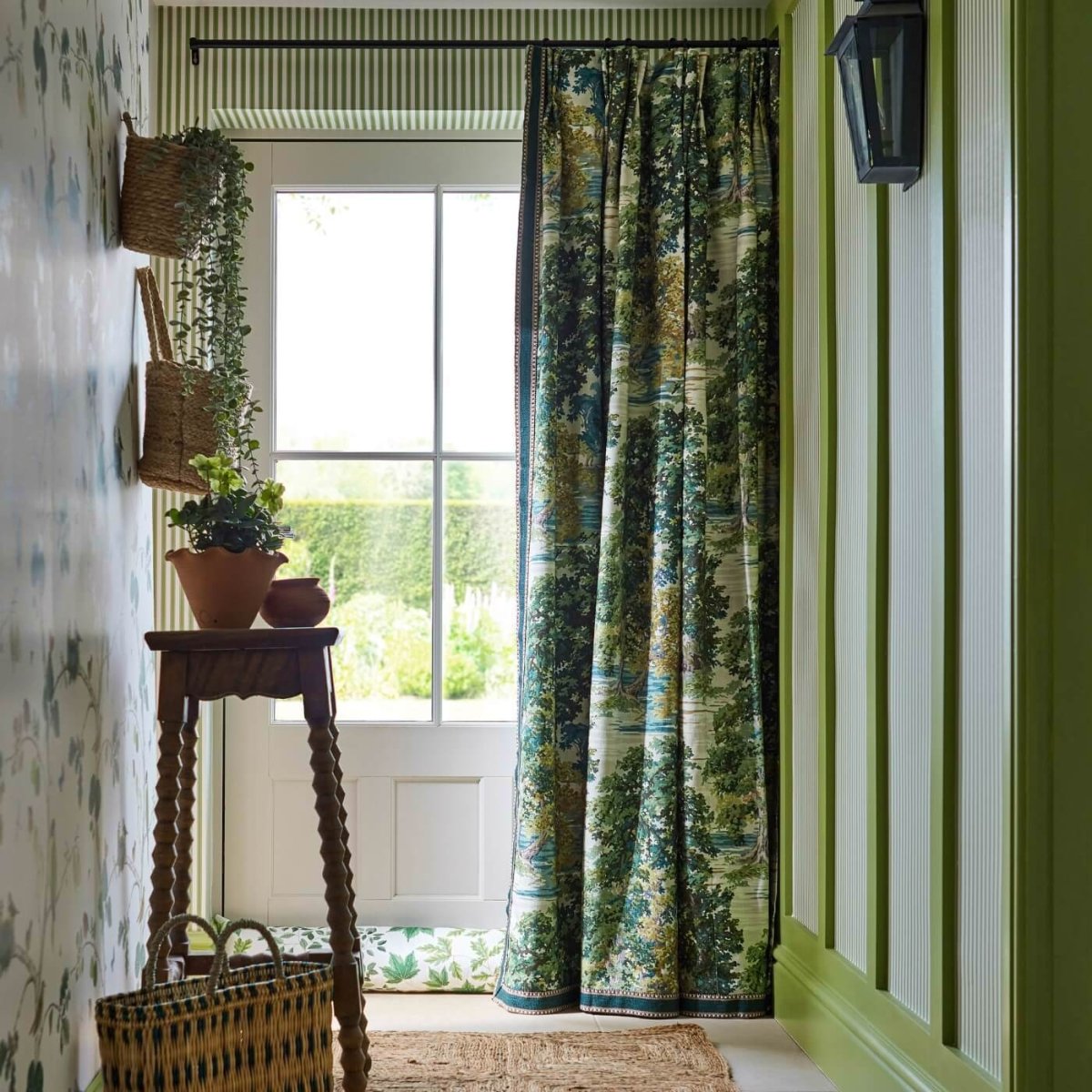 Sanderson Pinetum Stripe Behang 217252 - LAB COLOUR THE WORLD