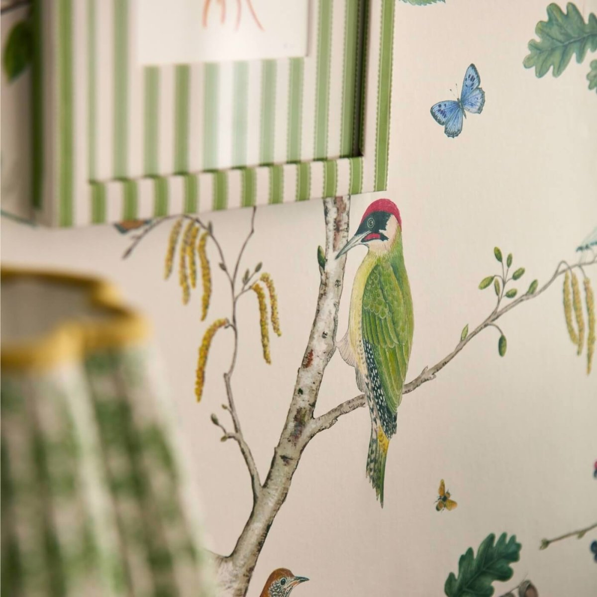 Sanderson Woodland Chorus Behang 217230 - LAB COLOUR THE WORLD