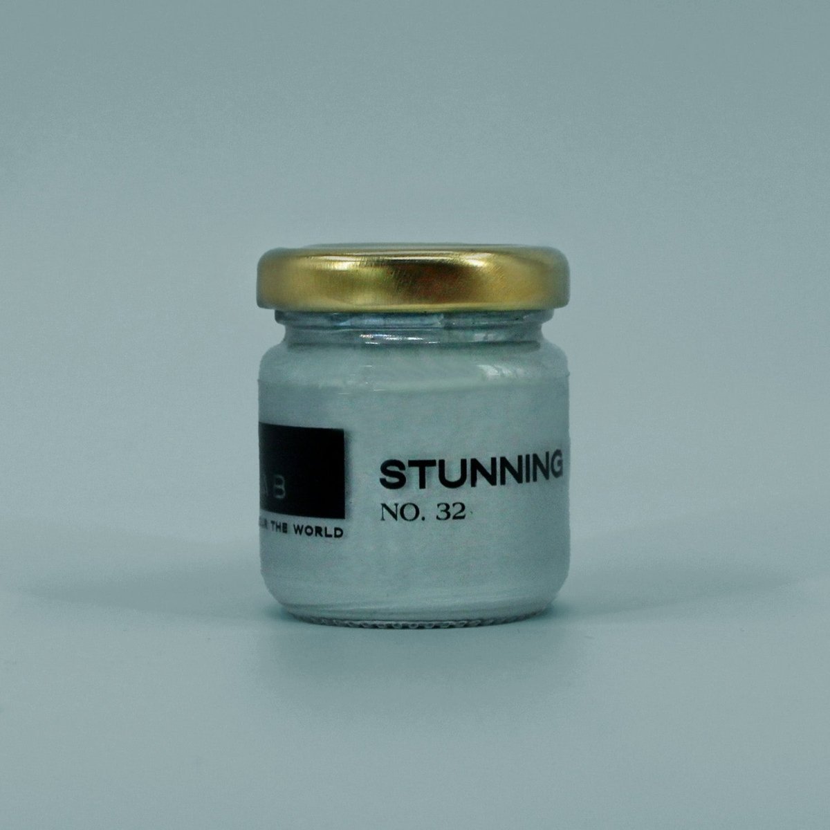 STUNNING VIEW NO. 32 - LAB COLOUR THE WORLD