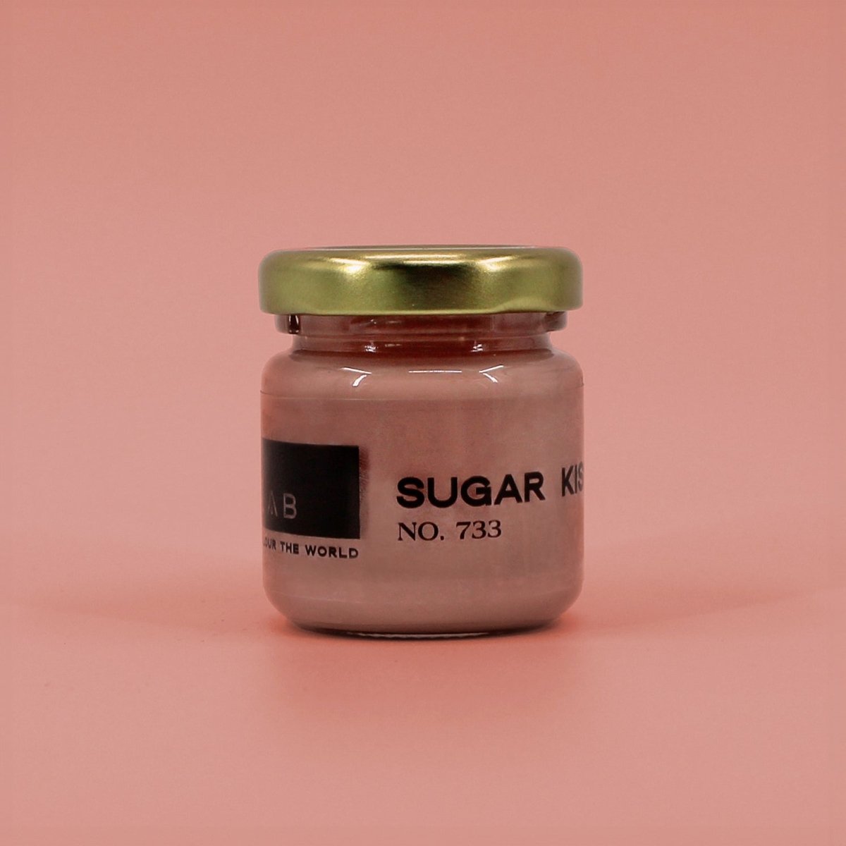 SUGAR KISS NO. 733 - LAB COLOUR THE WORLD