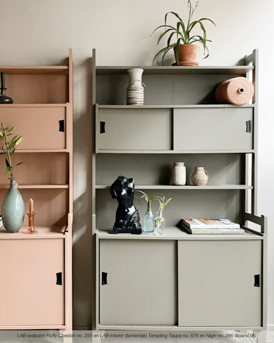 TEMPTING TAUPE NO. 675 - LAB COLOUR THE WORLD