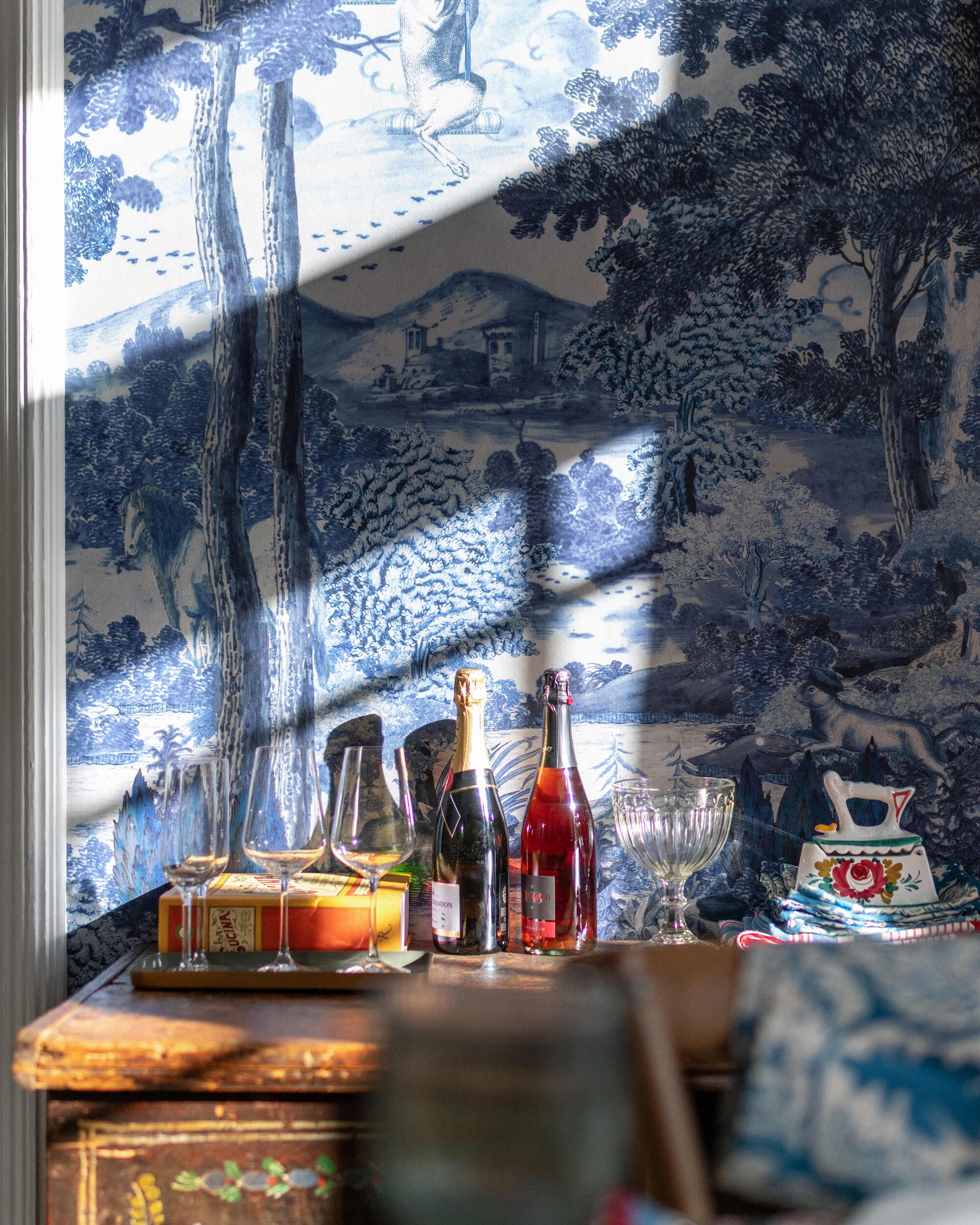 Mind The Gap Toile du Carpathians Indigo Behang