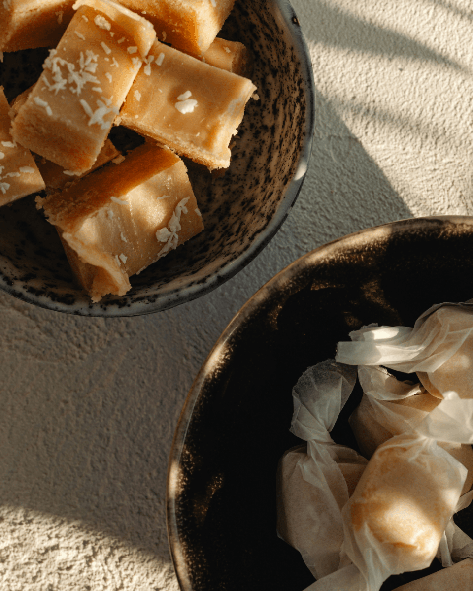 VELVET FUDGE NO. 380 - LAB COLOUR THE WORLD