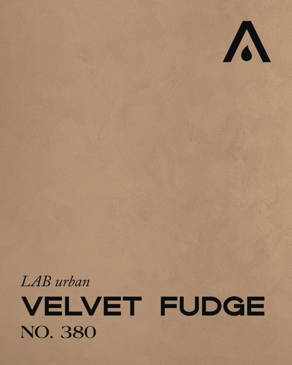 VELVET FUDGE NO. 380 - LAB COLOUR THE WORLD
