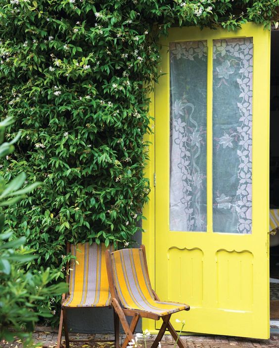 Yellow Cake No. 279 - LAB COLOUR THE WORLD
