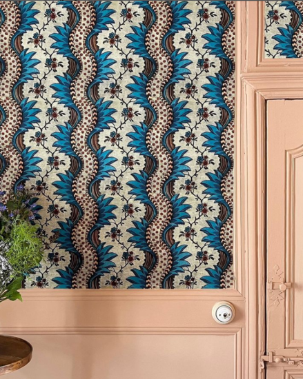 Antoinette Poisson Torrent Wallpaper Rouleau 72A