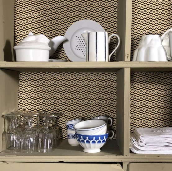 Antoinette Poisson Alveoles behang - Luxury By Nature