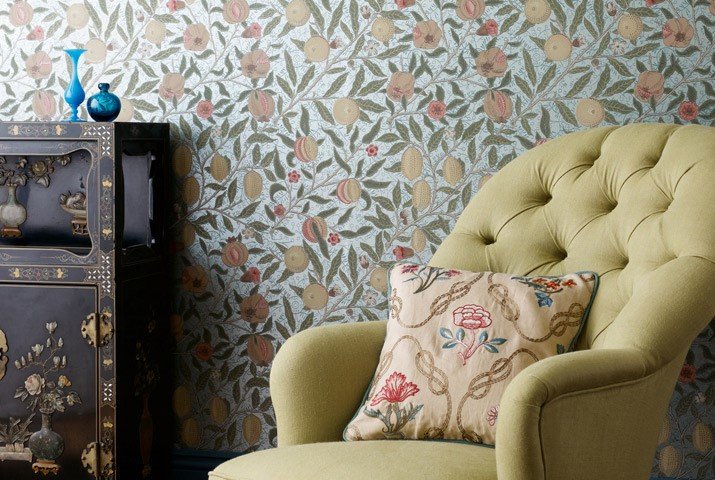 William Morris Fruit W/P behang Morris & Co Archive