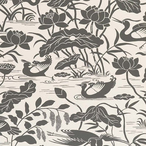 GP & J Baker Heron & Lotus Flower Behang BW45089/1 - LAB COLOUR THE WORLD